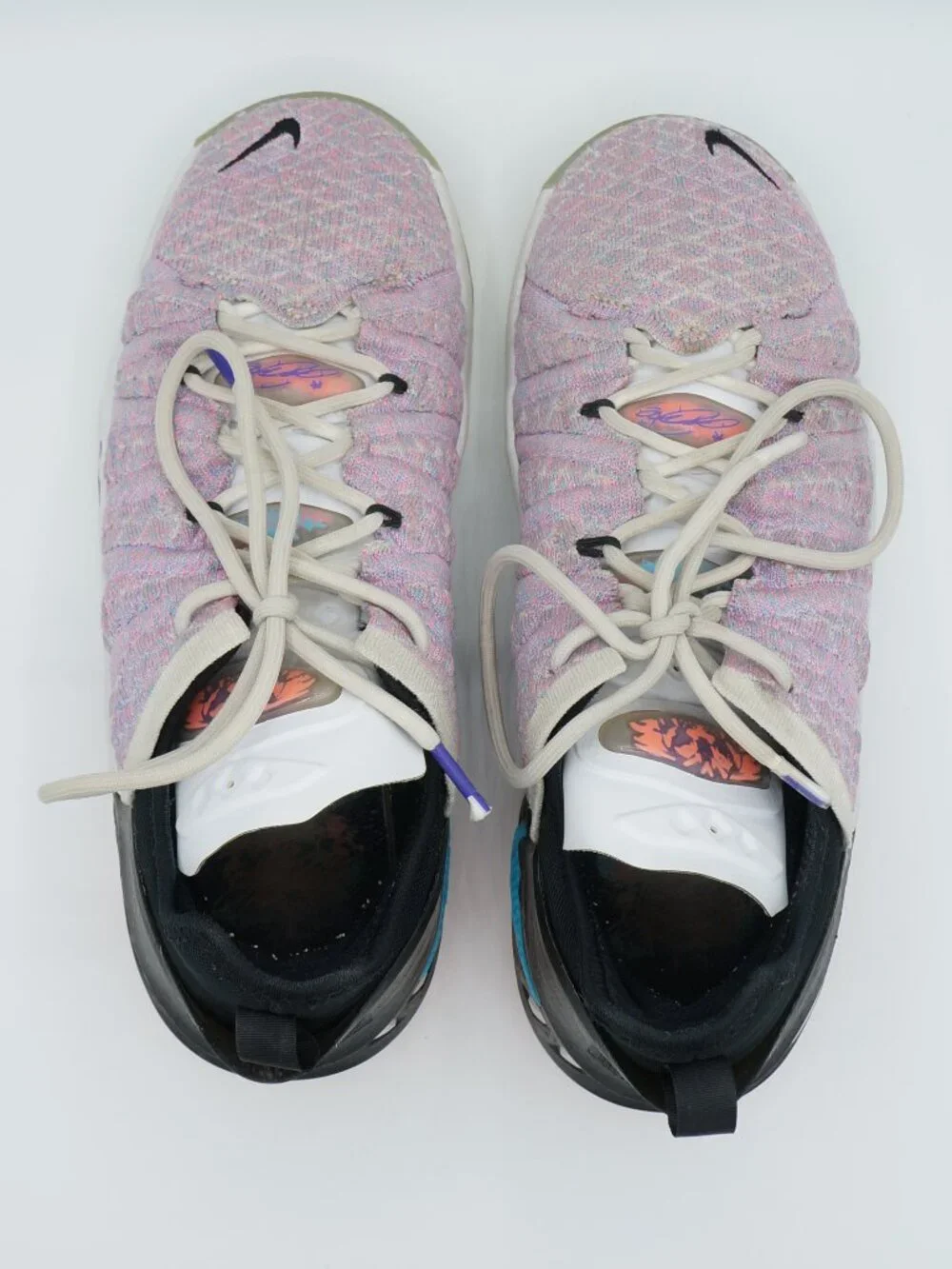 Nike LeBron 18 